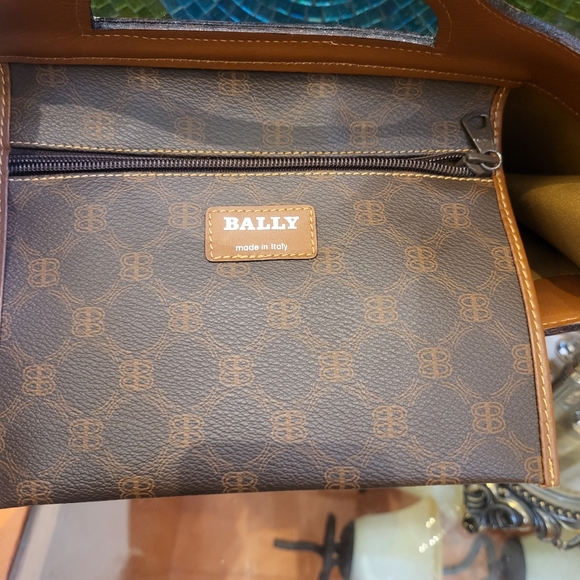 Bally Brown Vintage Top Handle Tote. - Picture 9 of 12
